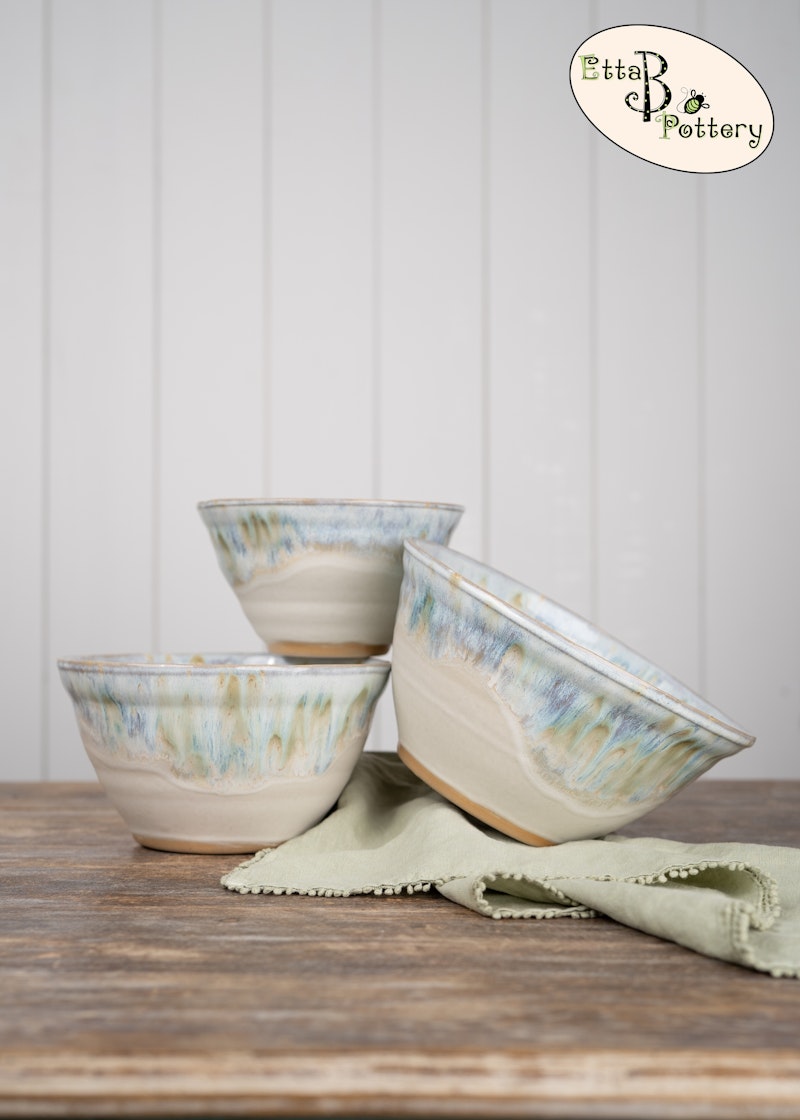 Nesting bowl set